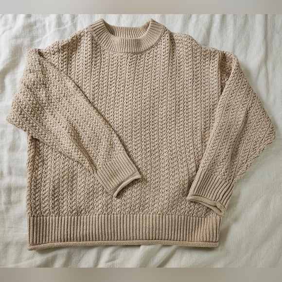 Universal Thread Sweater - Picture 4 of 4